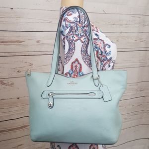 🔥COACH           Light Blue Leather Tote🔥